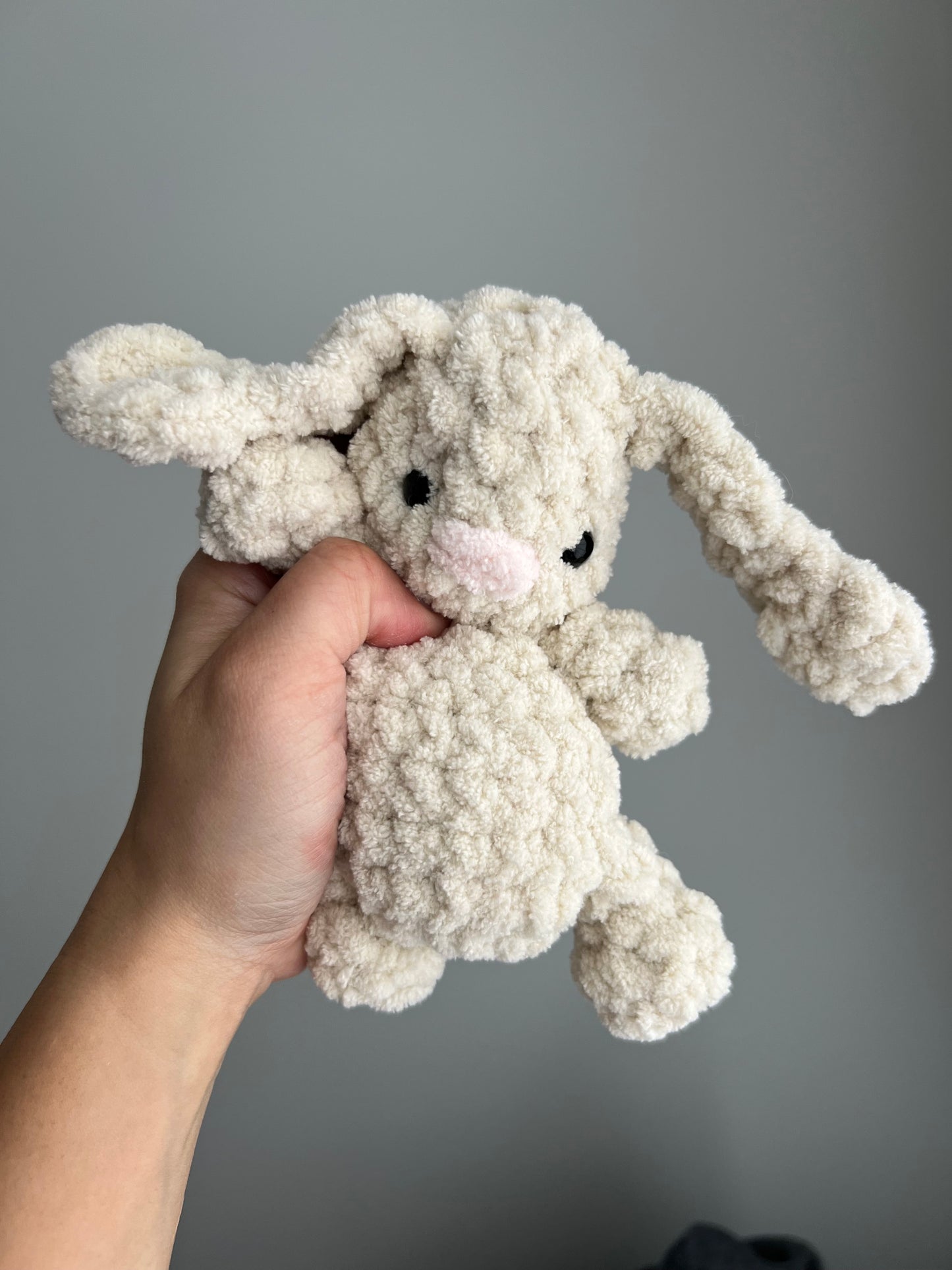 Bitsy Bunny- Bunny Crochet pattern