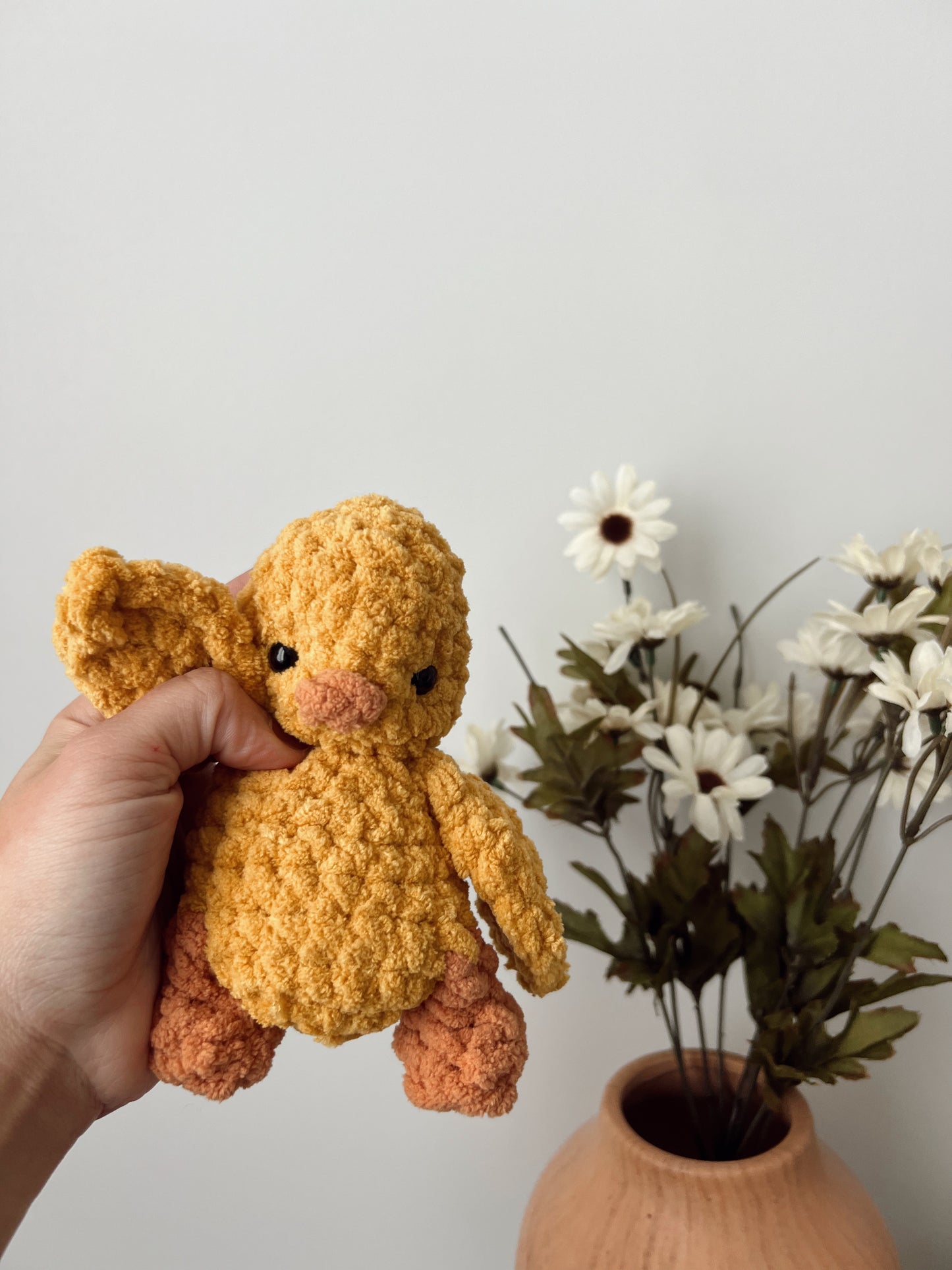 Bitsy Farm Friends- Chicken Crochet patter